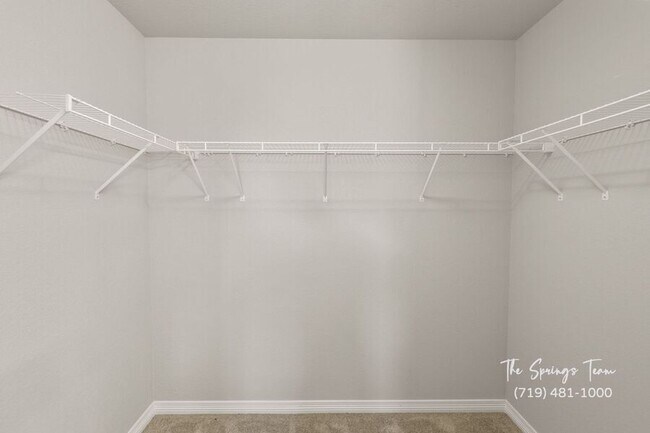 Building Photo - 10898 Rowley Dr