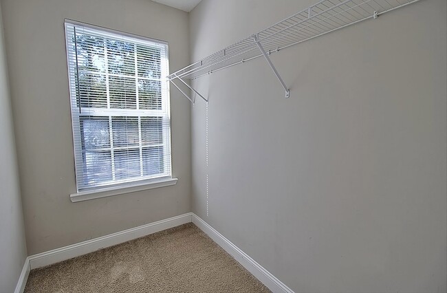 Building Photo - 771 Live Oak Church Rd