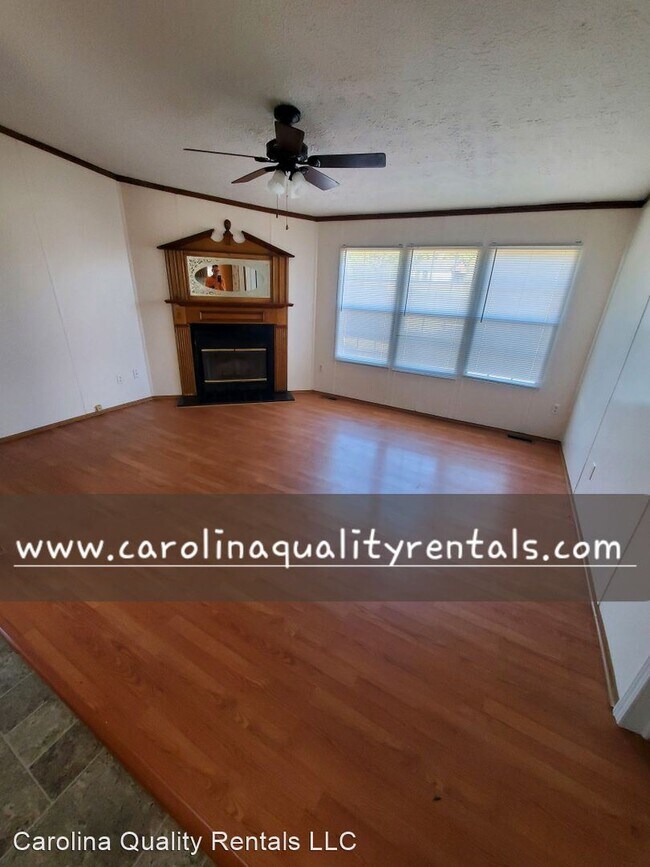 3 br, 2 bath House 353 Walter Bowen Road 353 Walter Bowen Rd