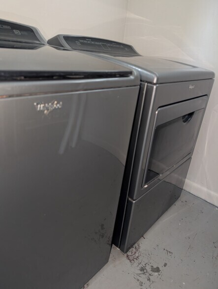 Building Photo - 10331 Wallingford Ave N