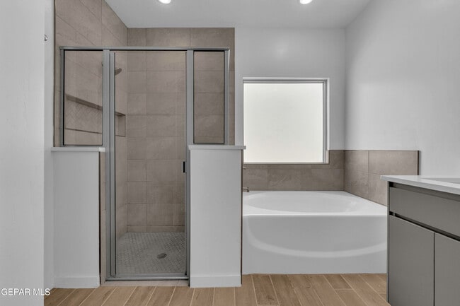 Building Photo - 12713 Captain Claudia CT