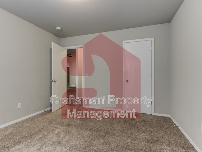 Building Photo - 1865 Jack Rabbit Ln