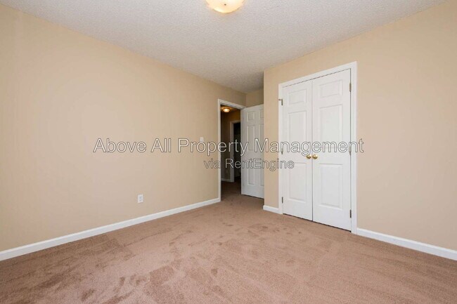 Building Photo - 408 Hunters Ridge Dr
