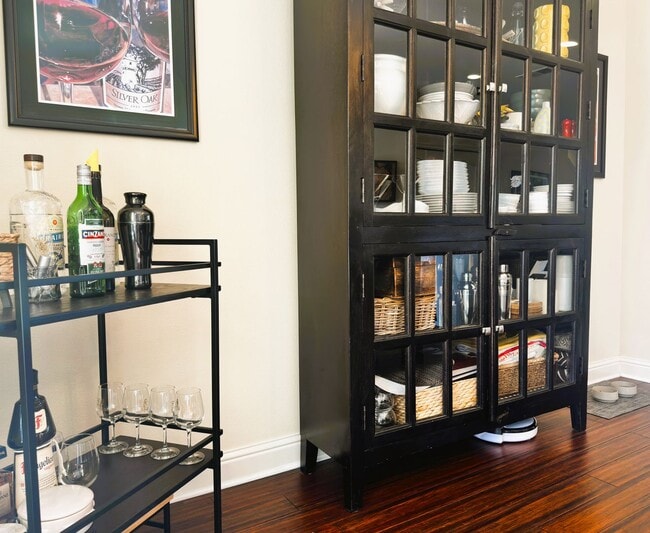 Building Photo - 234 Windsor River Rd