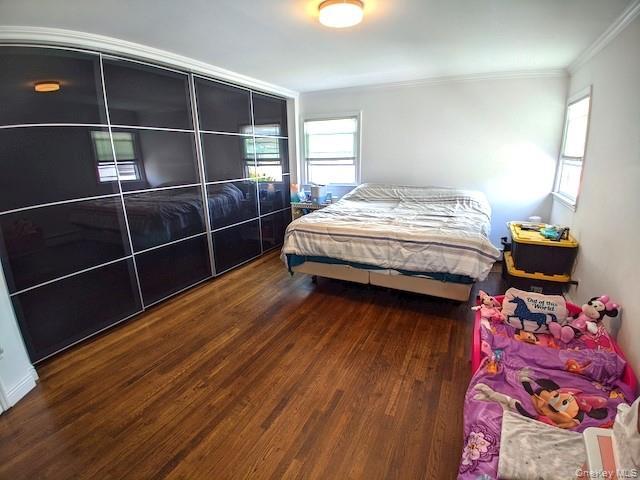 Building Photo - 469 E Park Ave