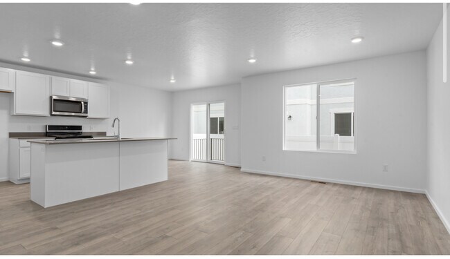 Building Photo - 487 N Scuttlebutt Ln