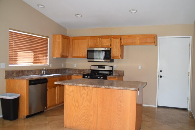 Building Photo - 83793 Pacifica Sur