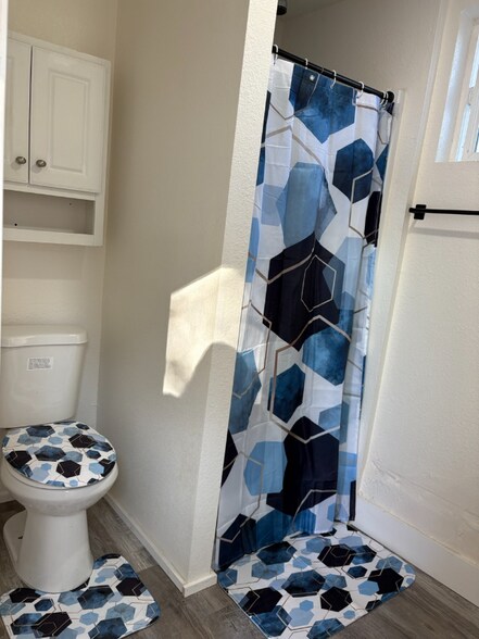 Building Photo - 4346 Keeler Ave