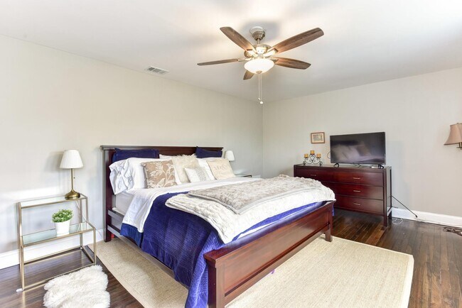 Building Photo - 1343 Kennedy St NW