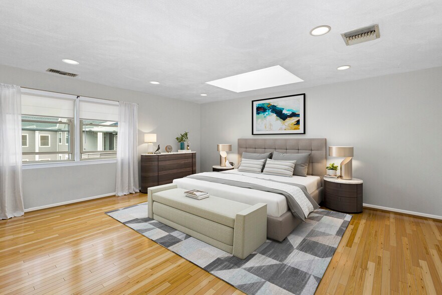 Master Bedroom - 1218 Vfw Pky