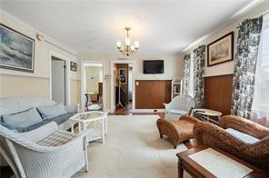 Building Photo - 110 High St