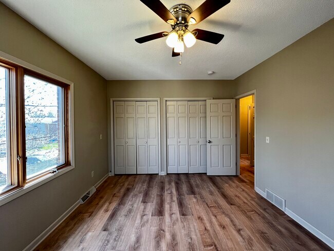 Building Photo - 310 Joe McCarthy Dr