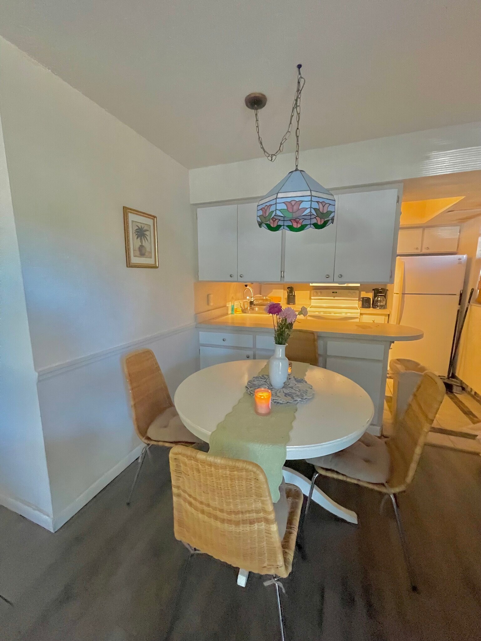 Building Photo - 400 Base Ave E