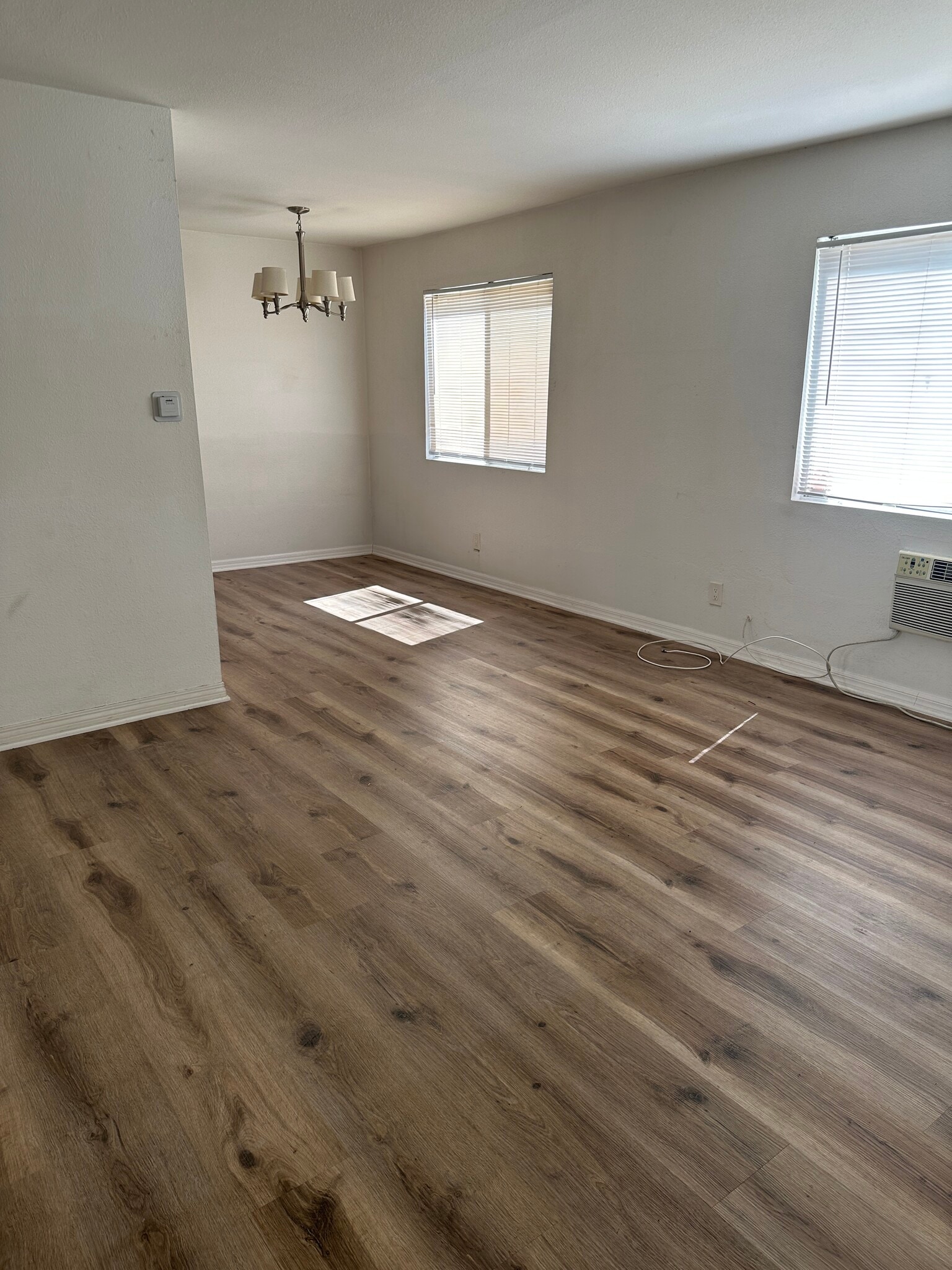 Building Photo - 12351 Oxnard St