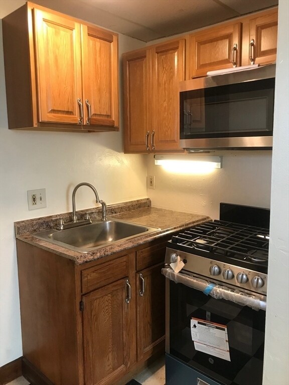 Building Photo - 29 Commercial St