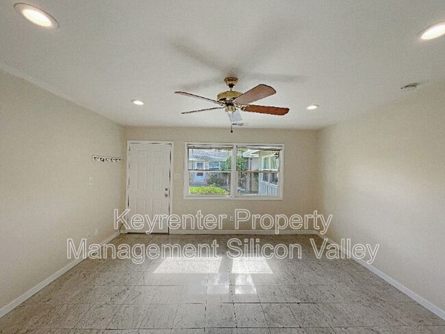 Building Photo - 1814 Woodside Rd