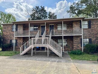 Building Photo - 11828 E Gateway Dr SE