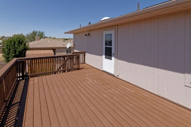 Building Photo - 2 Story Home in Rivers Edge 3 with RV Stor...