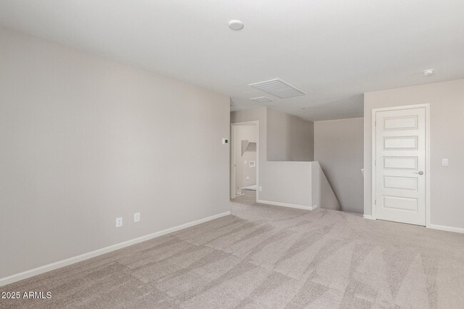 Building Photo - 733 E Commonwealth Ave