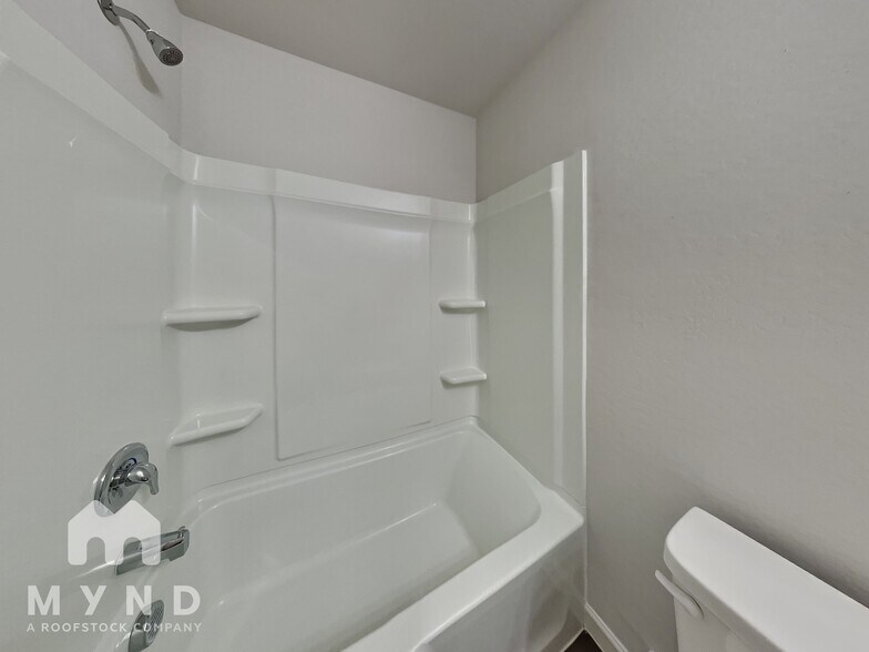 Building Photo - 254 S Picacho Heights Rd