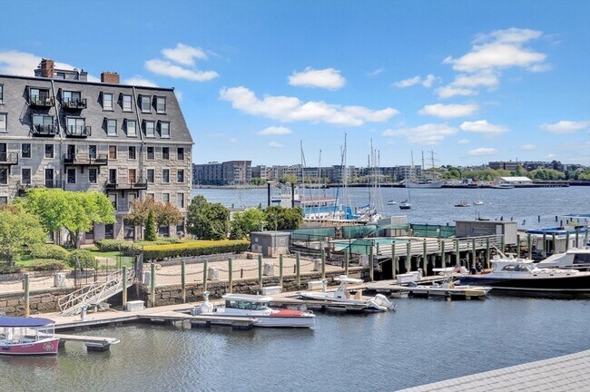 Building Photo - 33 Commercial Wharf