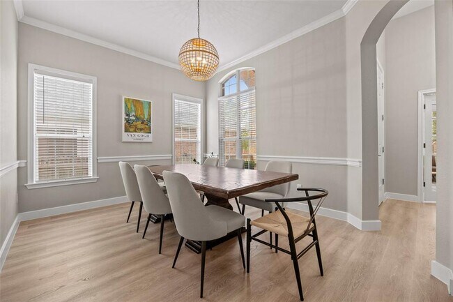 Building Photo - 2414 Powderham Ln
