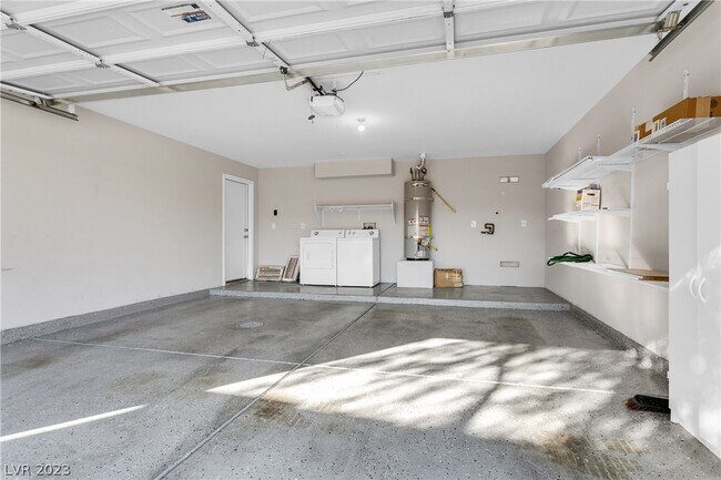 Building Photo - 5370 Cholla Cactus Ave