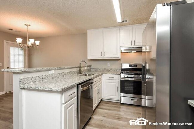 Building Photo - Beautiful Two Story in South Fulton