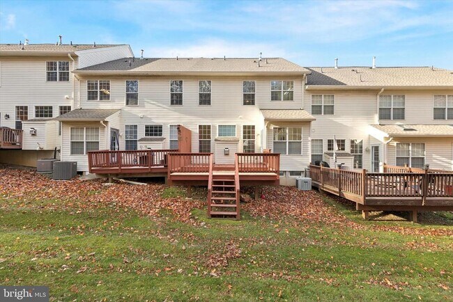 Building Photo - 172 Fringetree Dr