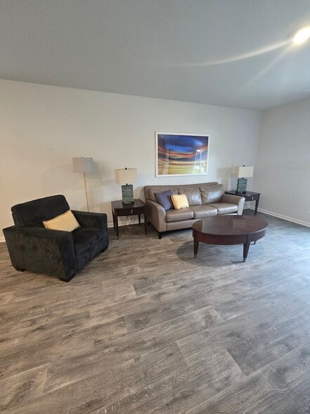 Building Photo - 138 Saltgrass Way