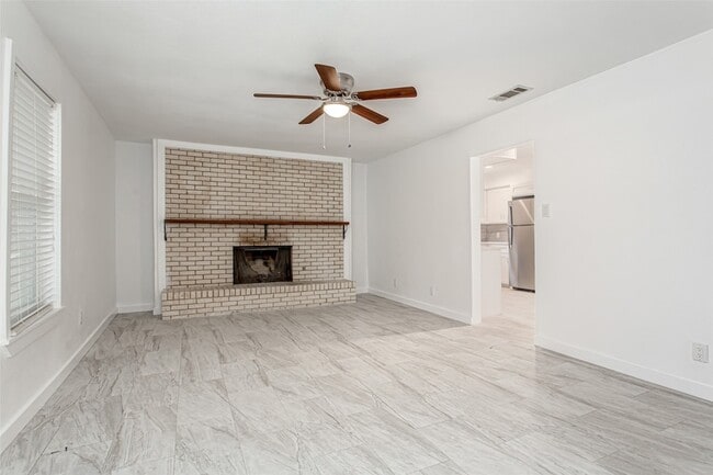 Building Photo - 3311 Tooms St