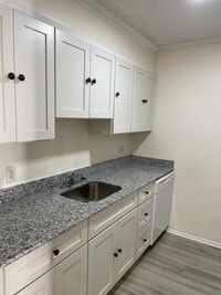 Building Photo - 1208 Bush River Rd