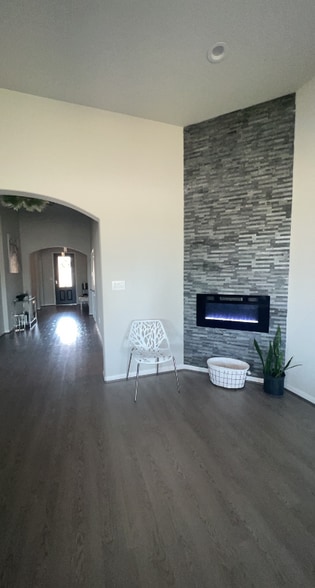 Building Photo - 6214 Scott Way