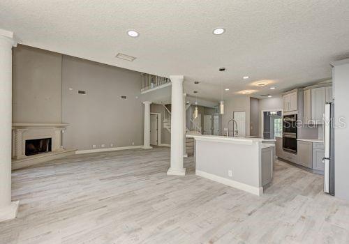 Building Photo - 1648 Bayshore Dr