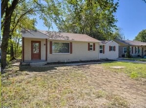 Building Photo - 6514 E Pine Pl