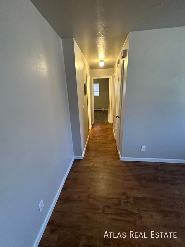 Building Photo - Upgraded 2BR | Prime Location Near Old Col...