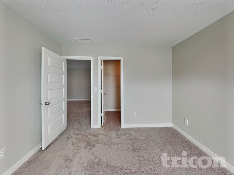 Building Photo - 4628 W Mineral Ln