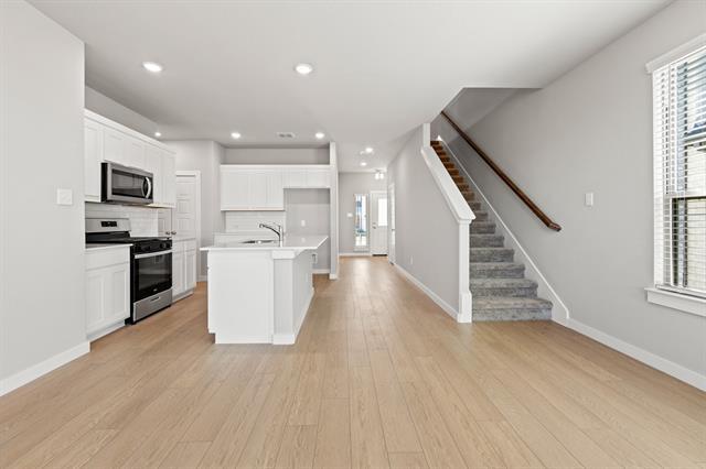 Building Photo - 102 Travine Dr