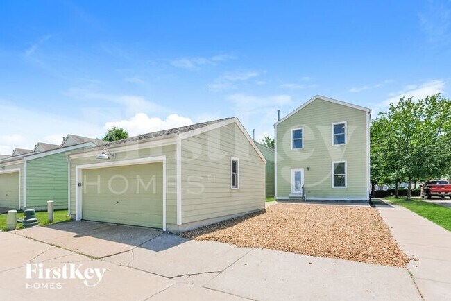 Building Photo - 3427 Banner Pl