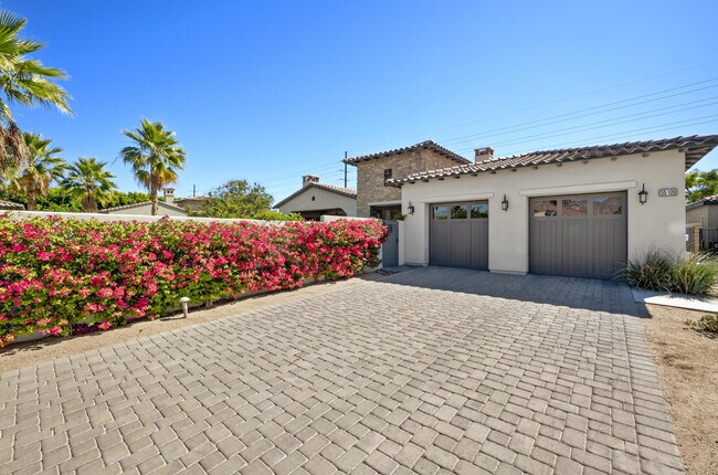 Building Photo - 55120 Autumn Valley Ct