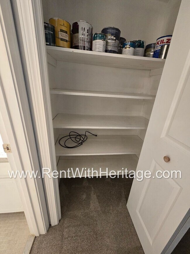 Building Photo - Gorgeous 2 bd/ 2bath Buckhead Condo/ Metic...