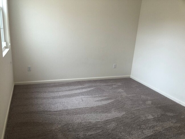 Building Photo - Brand New Beautiful Home in Merced.