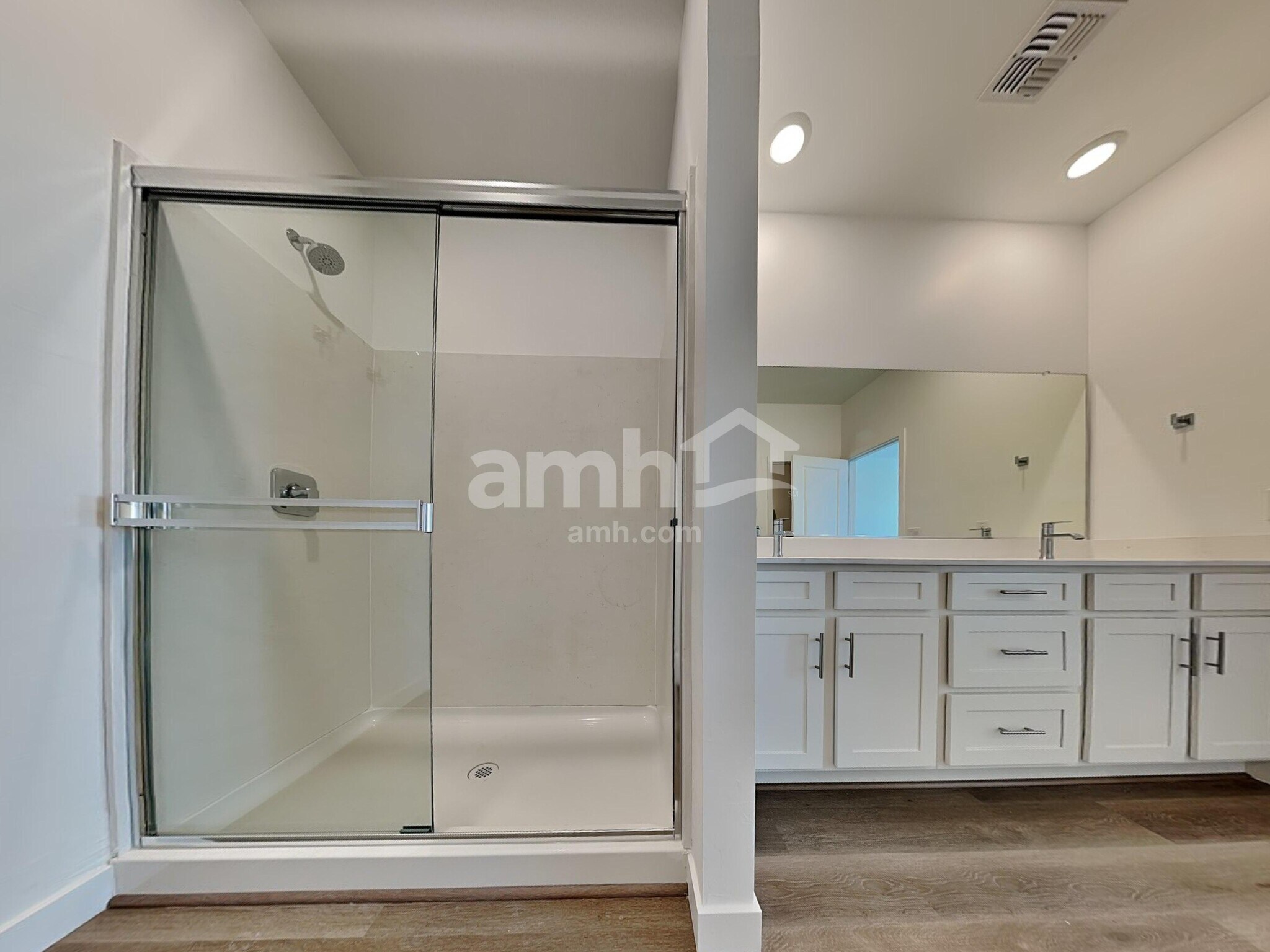 Building Photo - 14155 N Luckett Rd