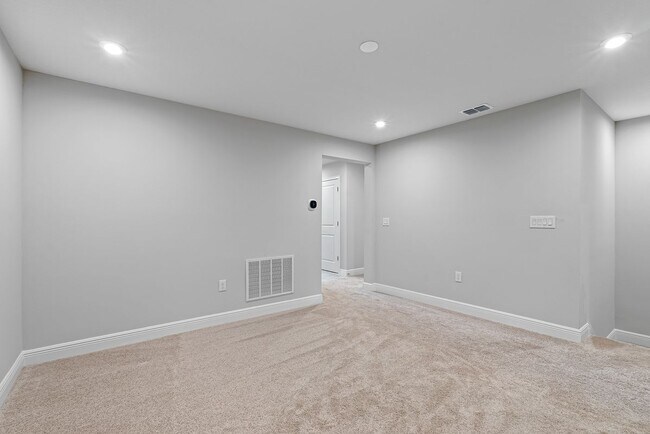 Building Photo - 6026 Grand Sonata Ave