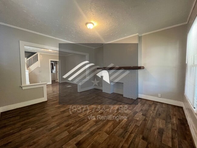 Building Photo - 1023 Clover St