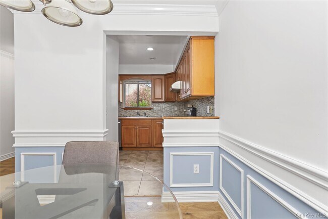 Building Photo - 21 Scenic Vw