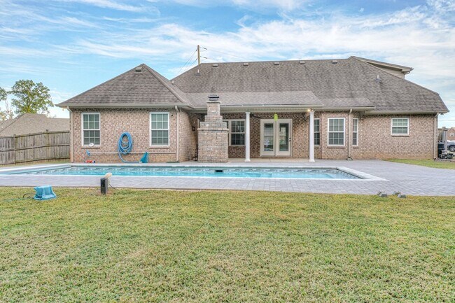Building Photo - 1485 Round Rock Dr