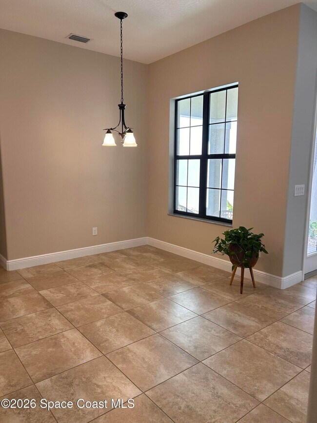 Building Photo - 2723 Rodina Dr