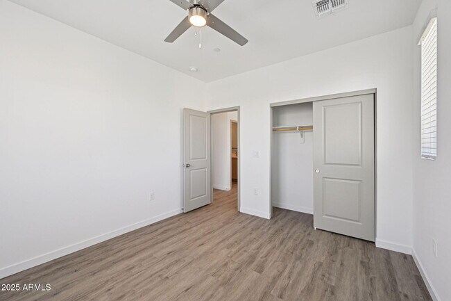 Building Photo - 2124 JENNIFER LYNN Way