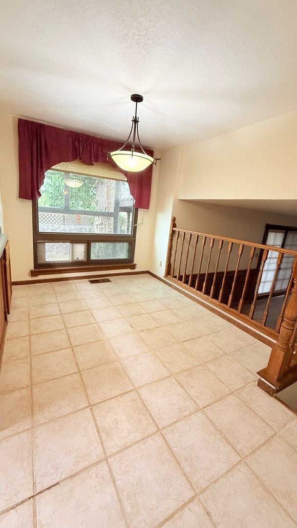 Building Photo - Charming Multi-Level Home in the Heart of ...